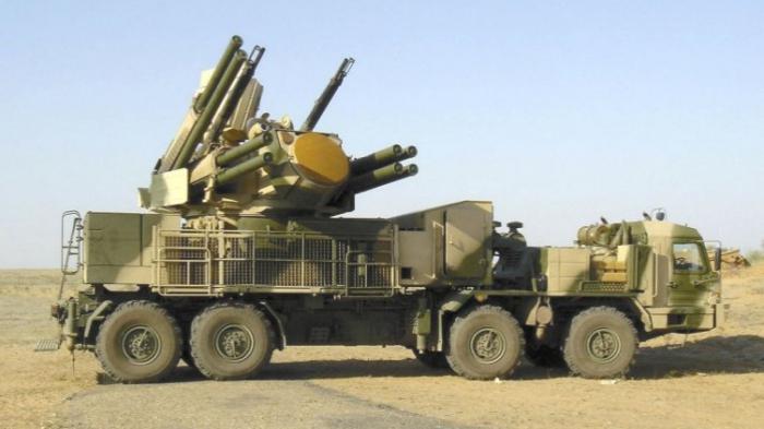russische militärische Ausrüstung