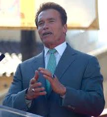 Arnold Schwarzenegger peso
