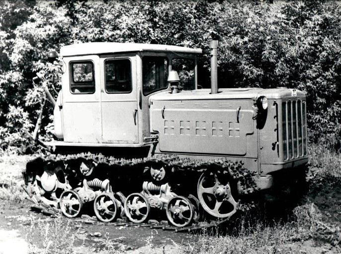 traktör dt 54