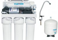 A reverse osmosis unit to purify water