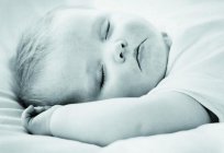 Why baby sweats while sleeping? The answers of experts