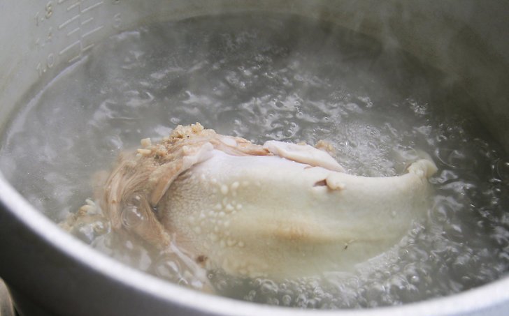 How to cook tongue in a pot