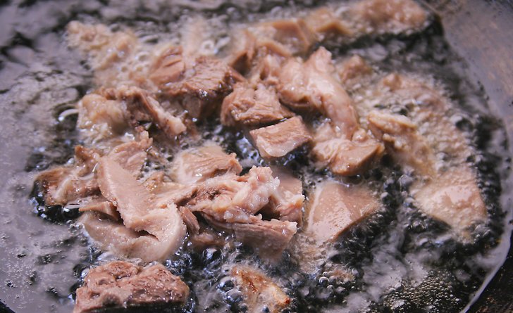 Quantos cozinhar idioma carne moída na panela