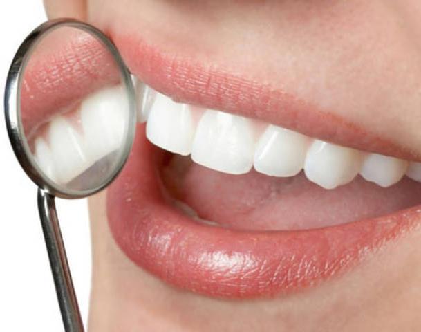 імплантацыя зубоў масква