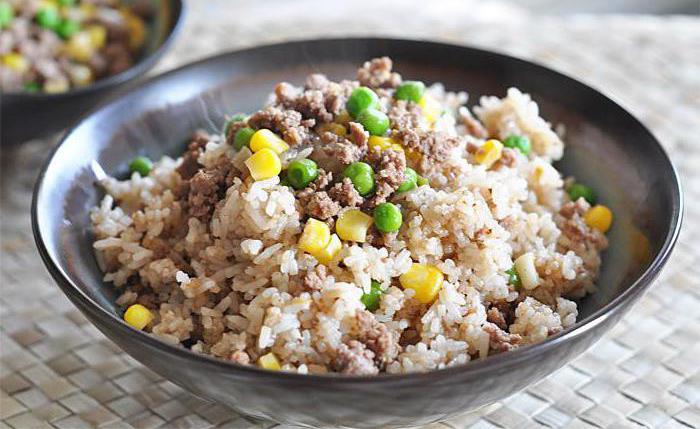 rice in a slow cooker with meat