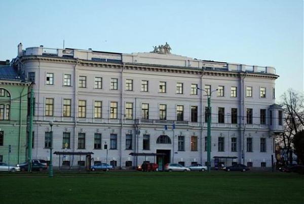 prens'in sarayı Ольденбургского gagra şehrinde bulunan