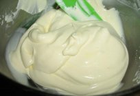 Crema de charlotte - la mejor solución para el bizcocho de la torta