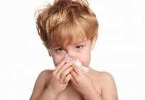 How to treat rhinitis in children 2 years of age: folk remedies and traditional medicine