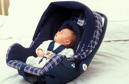 how to transport baby in car