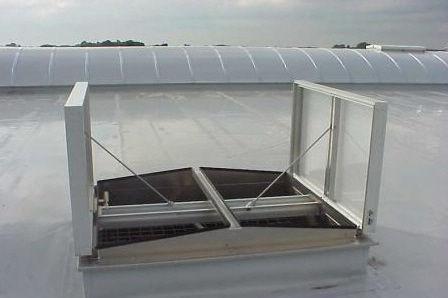 Automatic opening vents of greenhouses with their hands