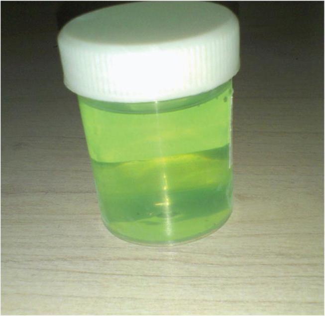 urine yellow during pregnancy