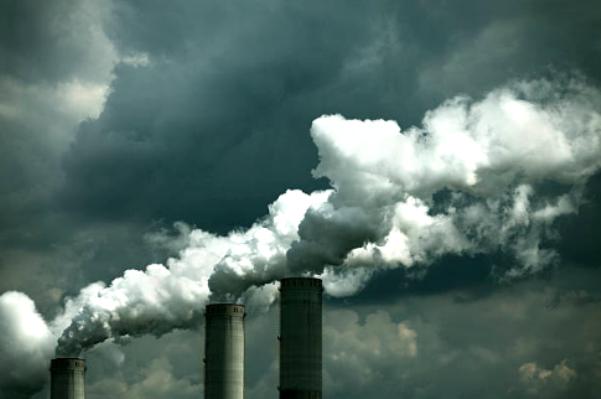 químicos perigosos emissões