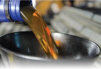 Replacement intervals of engine oil. Replacement intervals of engine oil in a diesel engine