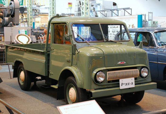 caminhão Toyota Toyoace
