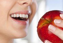 Nasıl dişleri beyazlatmak için: yemek tarifleri, yolları ve araçları