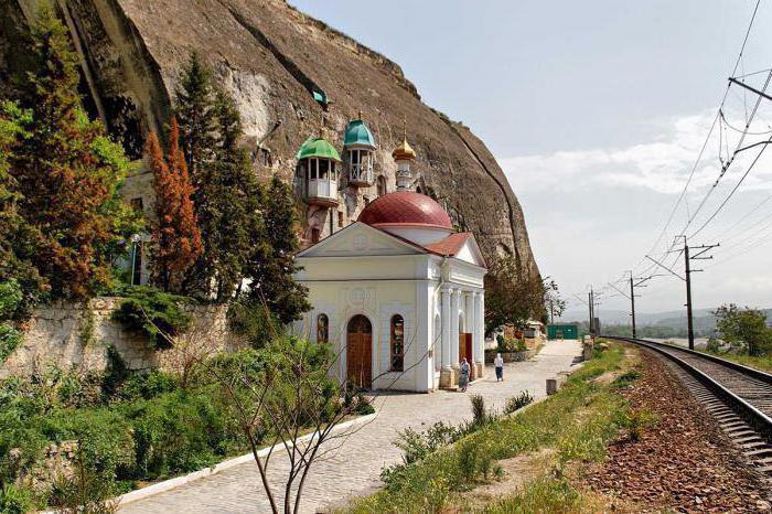 inkermansky la cueva de monasterio de la excursión