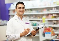 How to open a pharmacy from scratch: a step by step guide