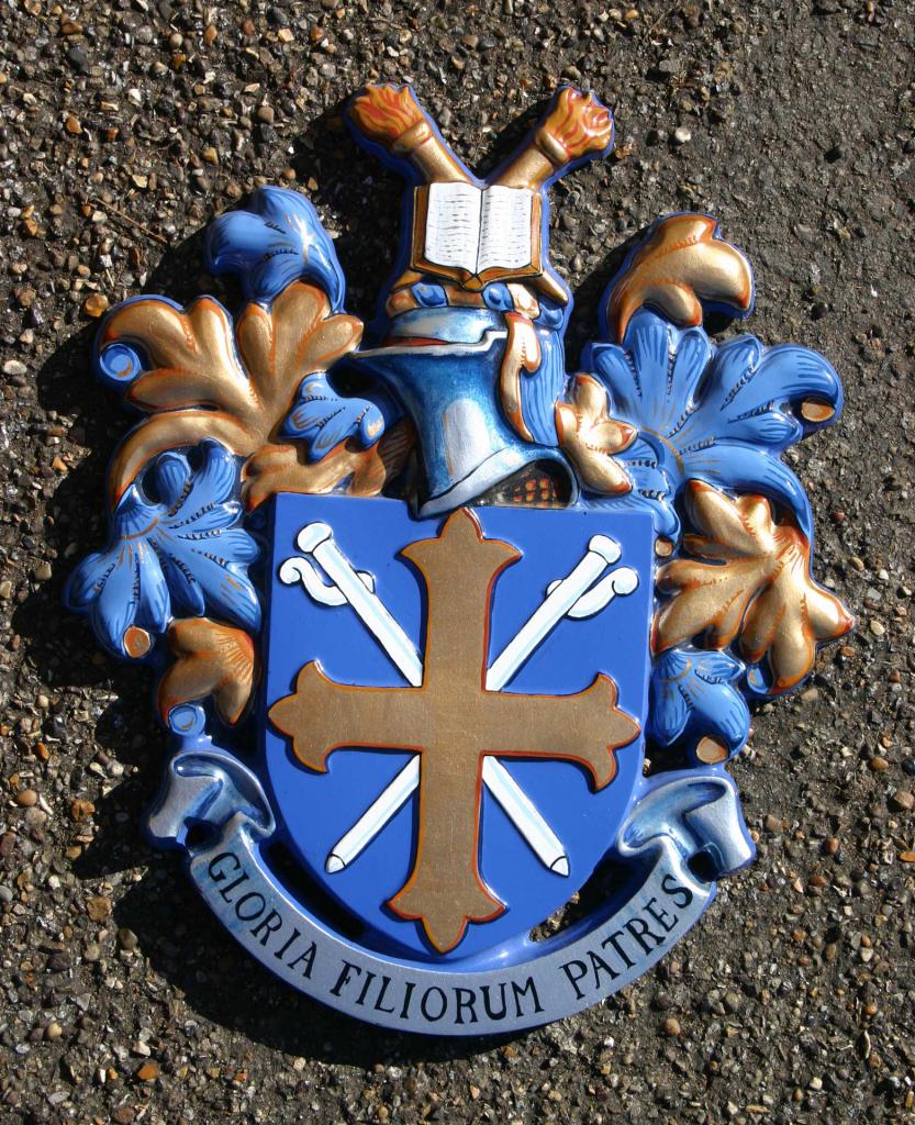 muestra el escudo de armas familiar