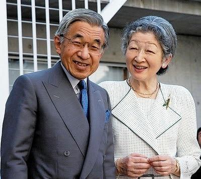 Kaiser Akihito und Kaiserin Michiko