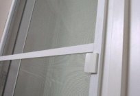 What to protect mosquito nets on the balcony door
