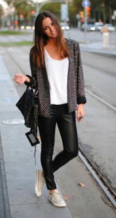leather leggings what to wear
