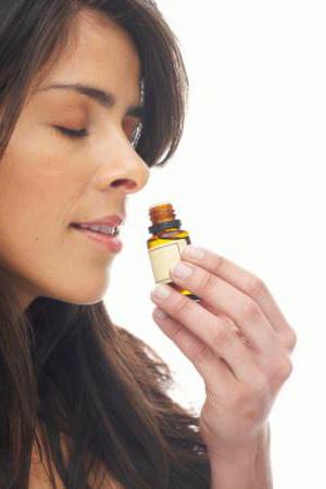 essential oils for the treatment of rhinitis