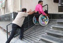 Podjazd na klatce schodowej dla niepełnosprawnych: wymiary, wymagania, GOST. Kto powinien zainstalować rampa w przedpokoju