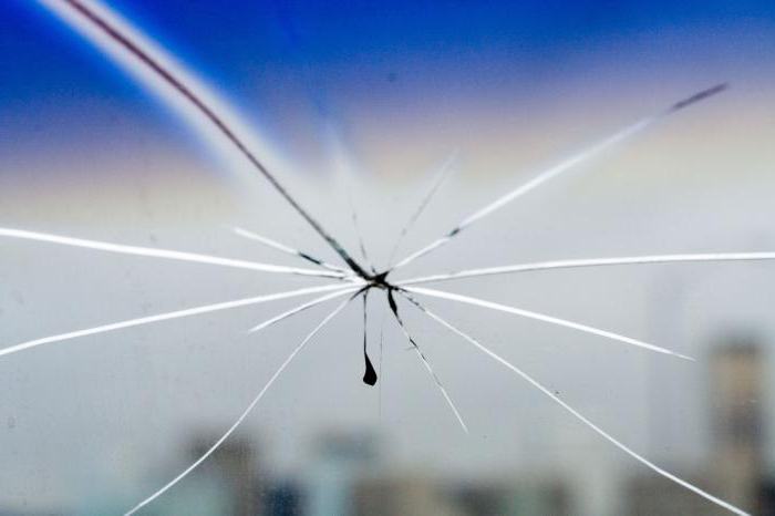 removal of cracks on the windshield