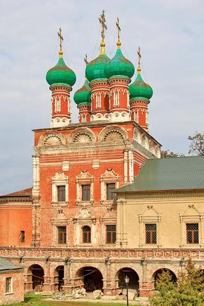 high Petrovsky monastery how to get