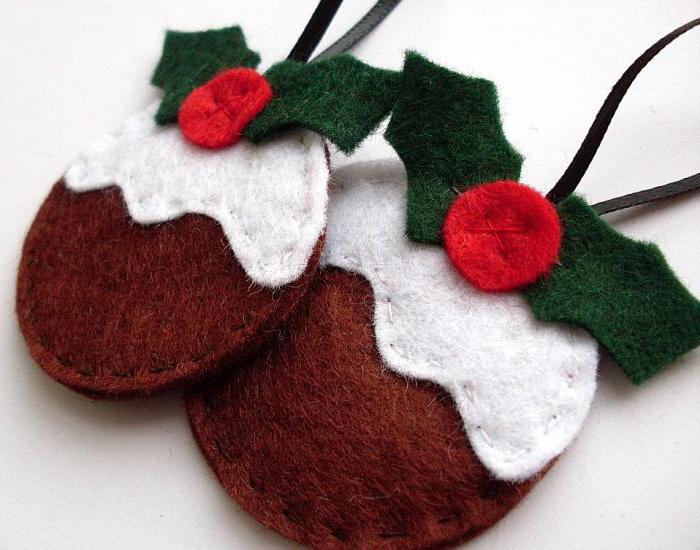 Christmas decorations out of fabric DIY sewing patterns
