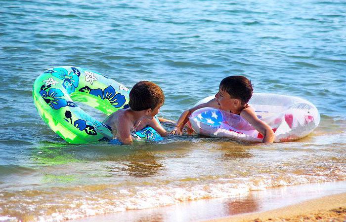Azov sea vacation spots with kids