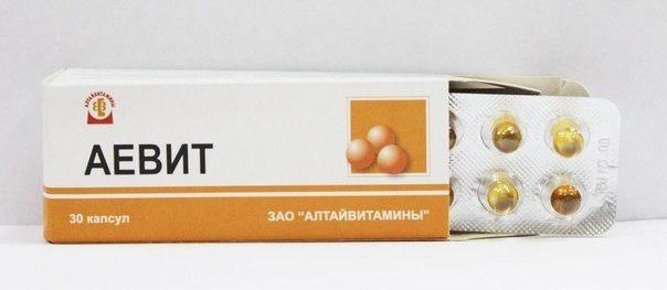 vitamin aevit in capsules