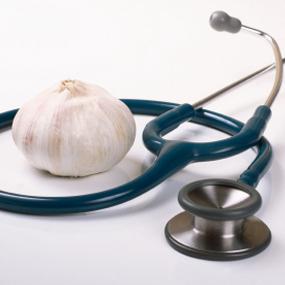benefits of garlic and what vitamins it has