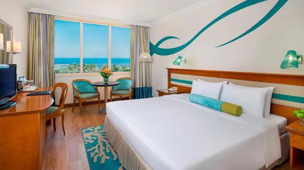  el hotel coral beach resort sharjah 4