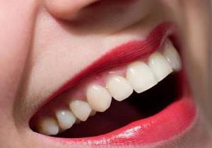 Zahnschmelz und das Dentin des Zahnes