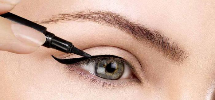 güzel bir siyah göz kalemi