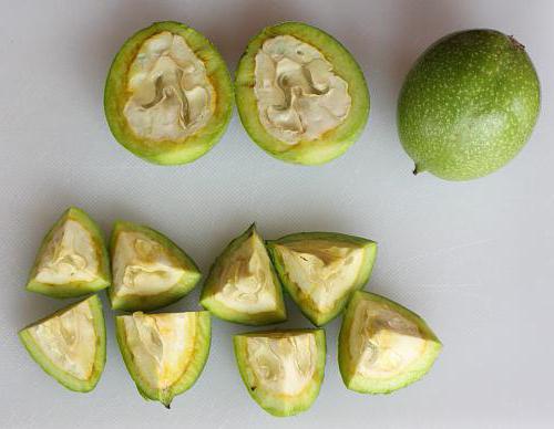 when to harvest green walnuts
