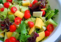 A delicious salad of raw vegetables. Recipes