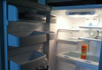 Wie überwiegen die Tür des Kühlschranks 