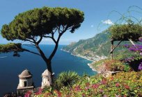Beach vacation in Italy in October: weather and traveler reviews