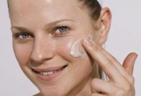 Glycerin and vitamin E for the face: take care of beauty and youthful skin