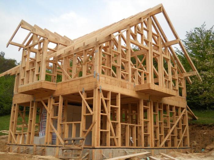 what material cheaper to build a house