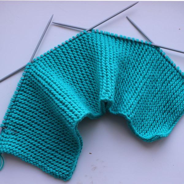 hat knitting for women scheme