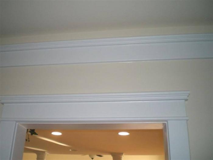 the moldings in the interior photo