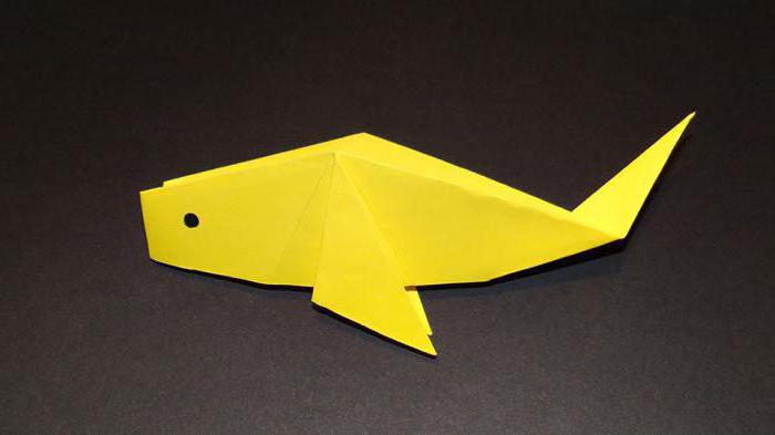 origami kağıttan bir balık