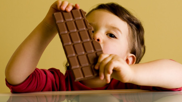 Chocolate adoram e os adultos e as crianças