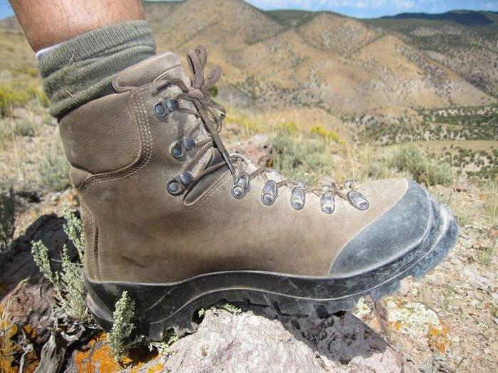 shoes for mountain hunting