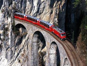 كيفية الحصول على من البندقية الى روما بالقطار