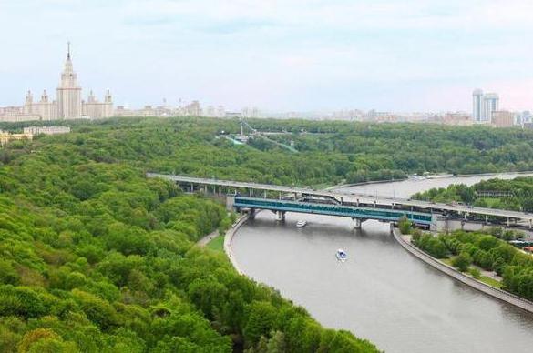 excursions in Moscow-river