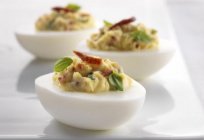 Dishes of boiled eggs: recipes with photos. Simple dishes of boiled eggs